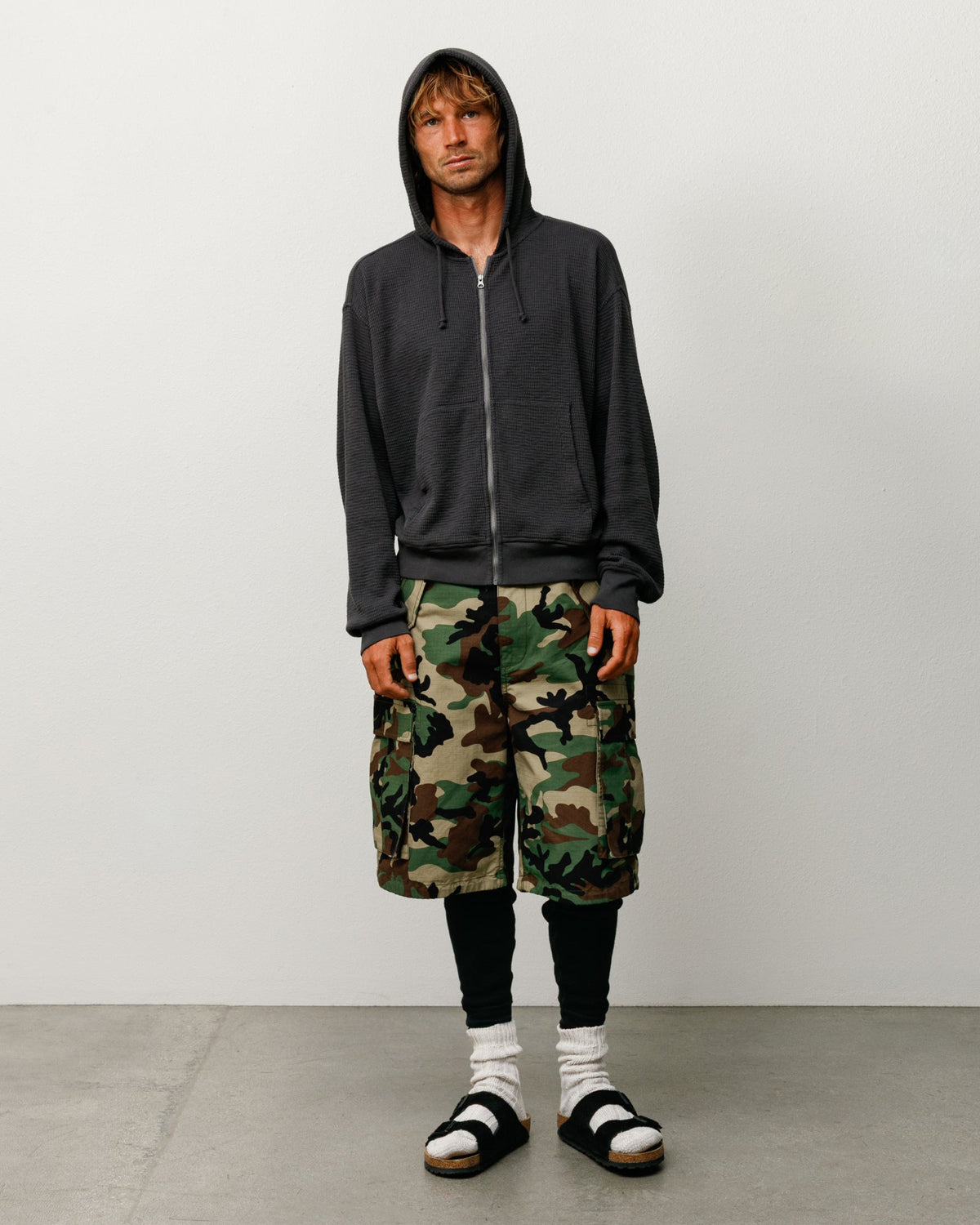 LIGHTWEIGHT THERMAL HOODIE - Faded Black