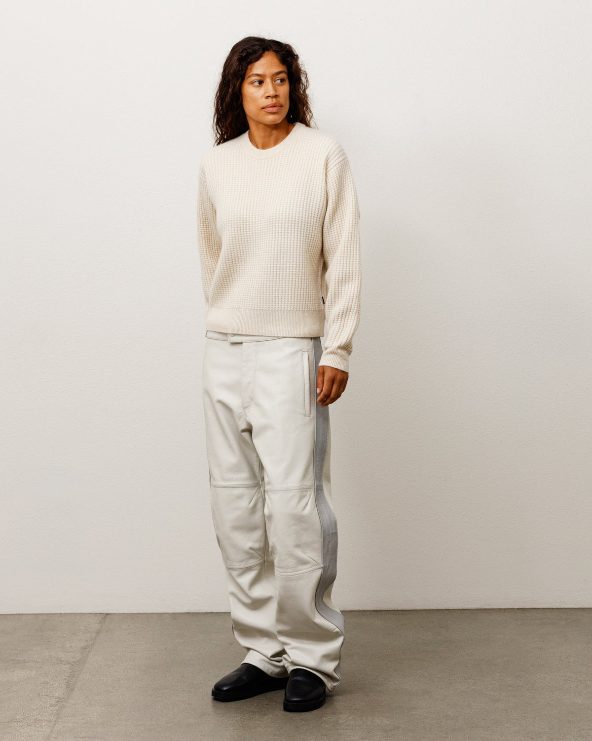 LEATHER MOTO PANT - Bone