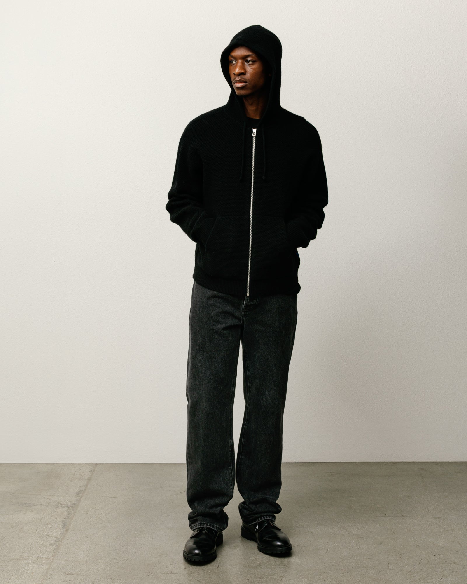 TEXTURED ZIP HOODED SWEATER - Black
